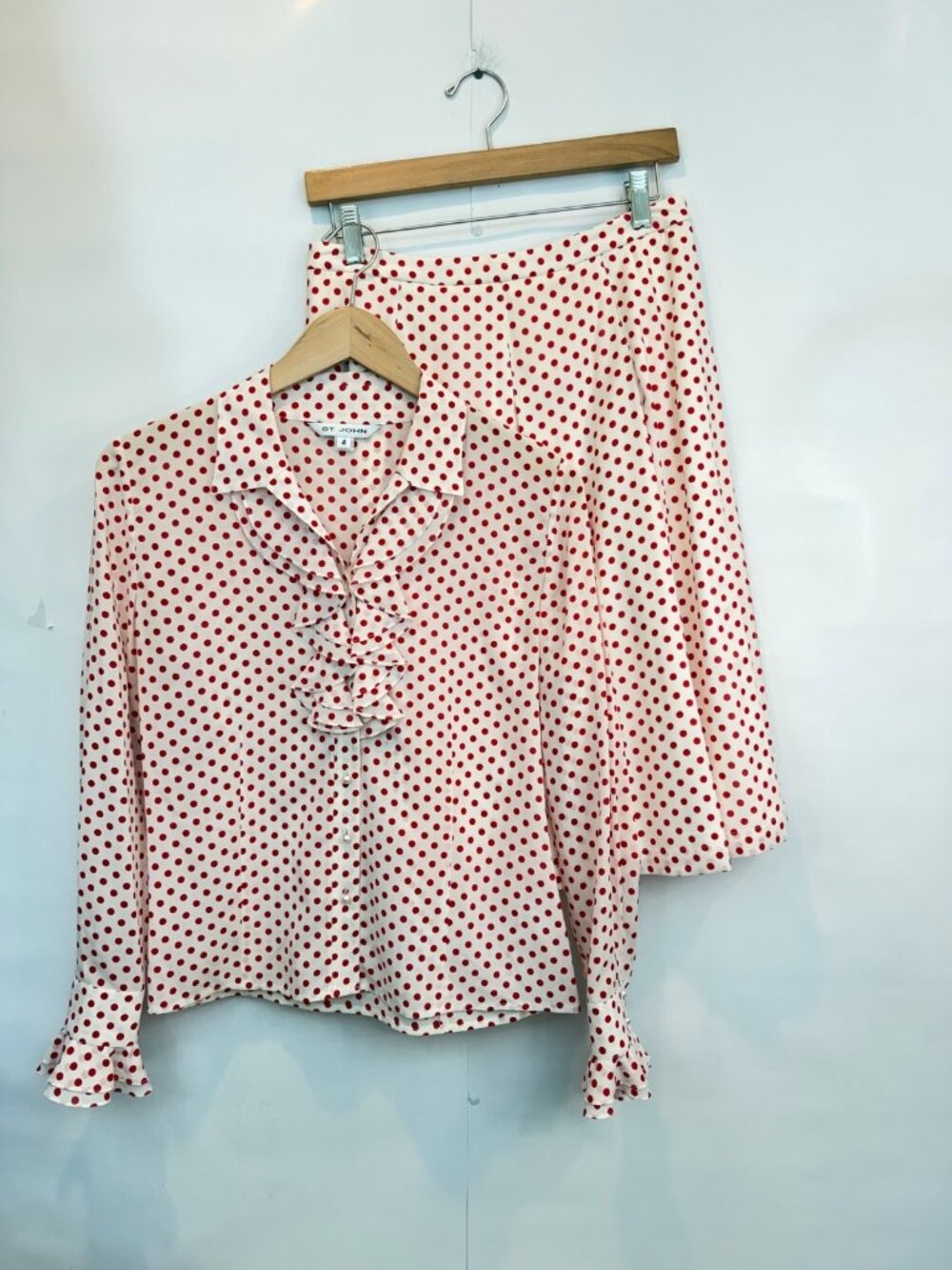 St. John Women's Red Polka Dot Ruffle Blouse Pleated Skirt Set Size 4 6 Silk